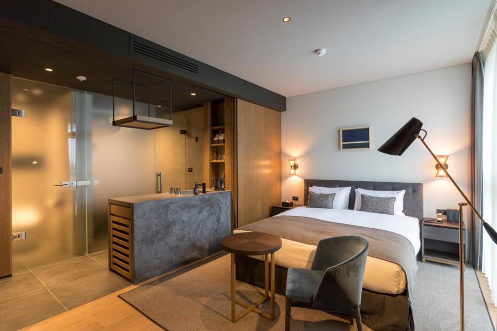 โรงแรมคานาตะ โรงแรม 4*