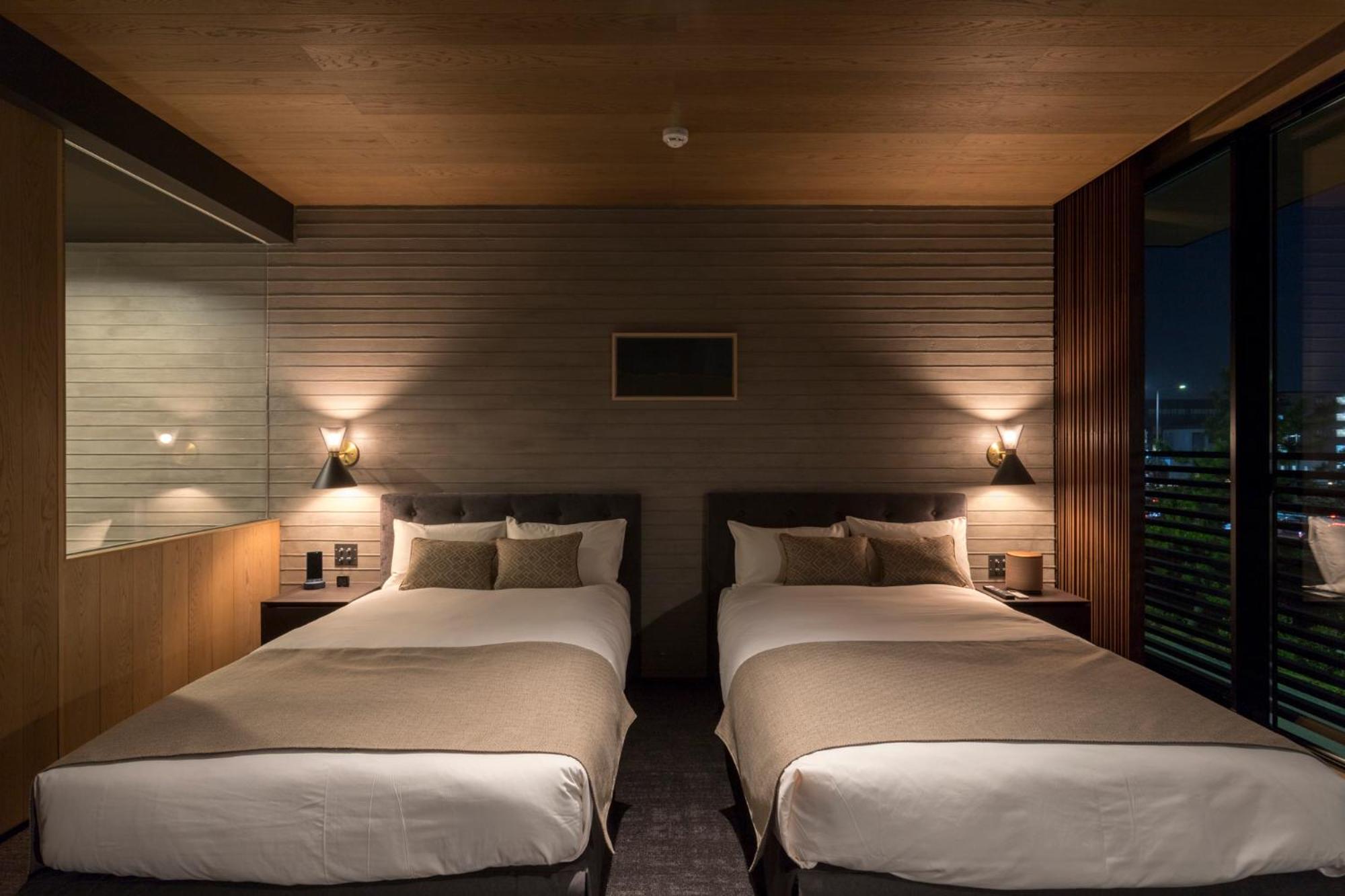 โรงแรม โรงแรมคานาตะ 4*