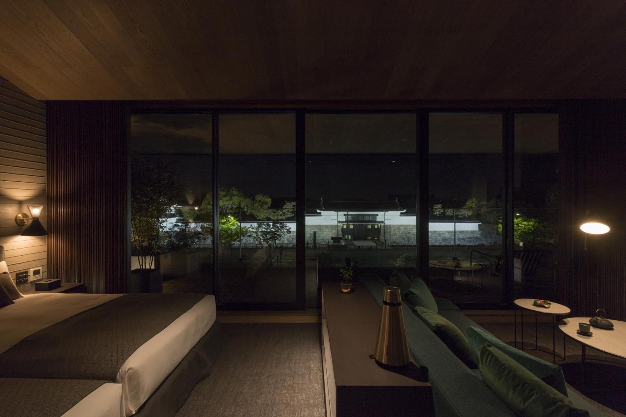 โรงแรม โรงแรมคานาตะ 4*